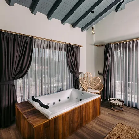 Отель Rupa Experience (adults Only) *